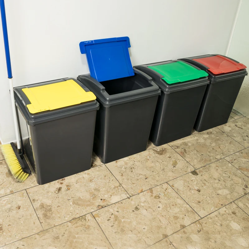 4x 50 Liter Mülltonne Schwarz-Gelb-Blau-Grün-Rot Recyclingtonne 40x40x50cm mit abnehmbarem Klappdeckel - Küche Mistkübel Trash Bin Gelber Sack Groß Küchenabfalleimer Papiermülleimer