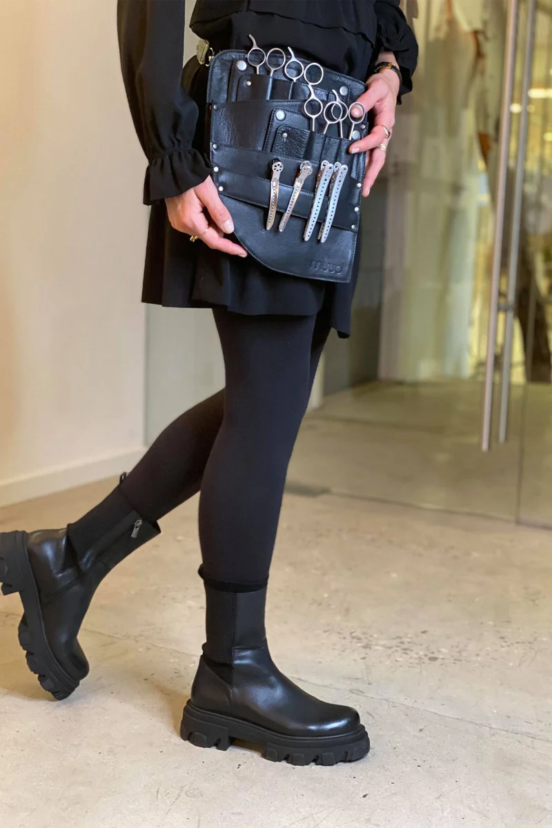 Storm schissor pouch