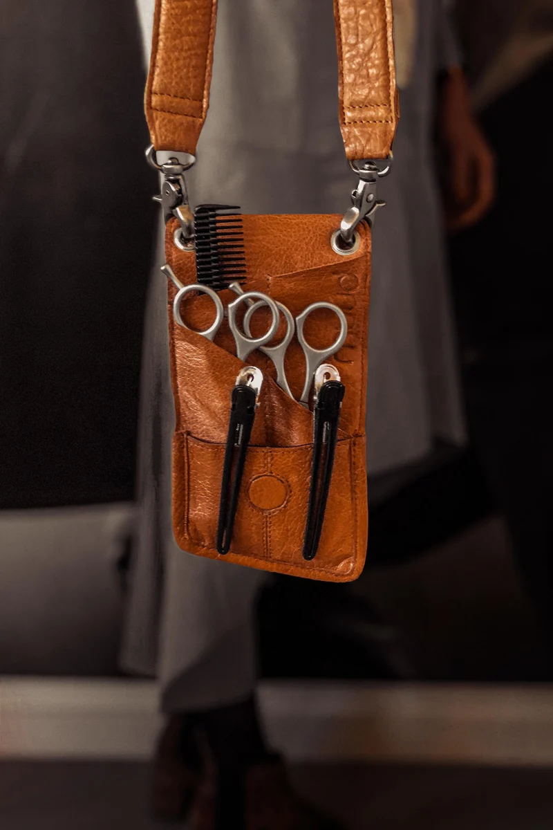 Jazz scissor pouch