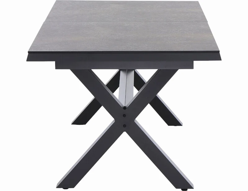 Ausziehtisch
