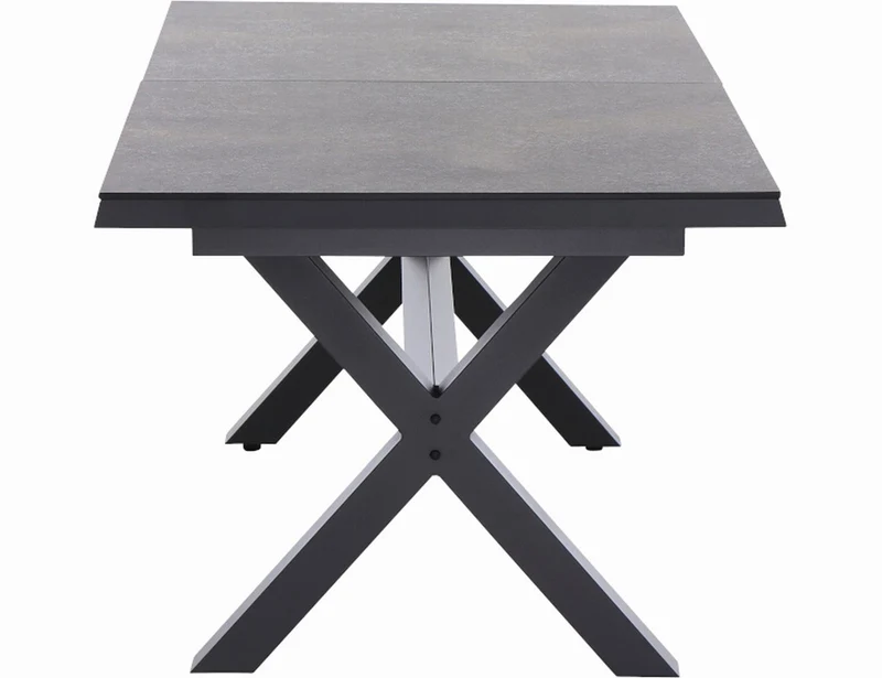 Ausziehtisch