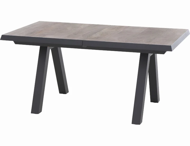 Ausziehtisch
