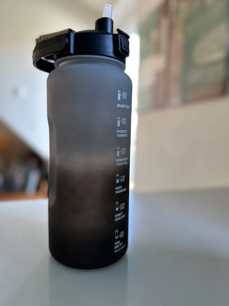 XXL Wasserflasche 2000ml Grau Sportflasche Trinkflasche Klappdeckel auslaufsicher