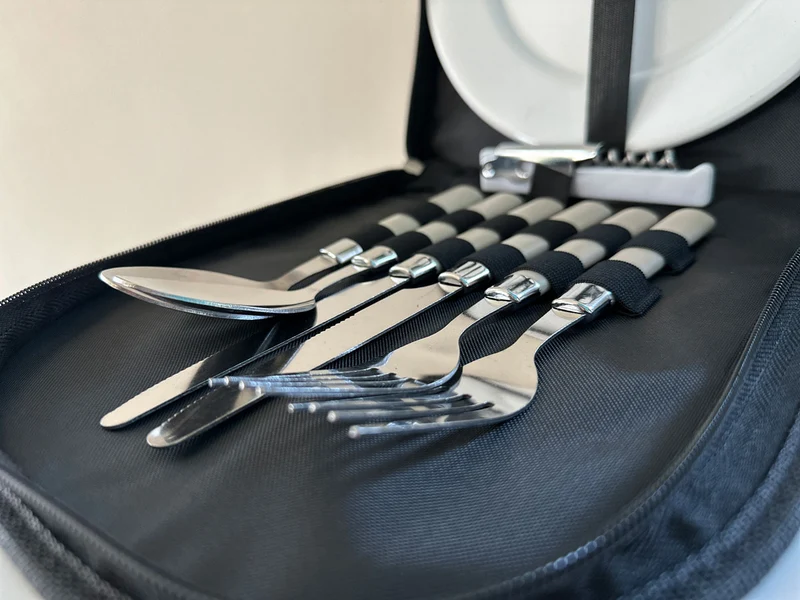 10-teiliges Picknick-Set Tragetasche Geschirr Besteck Mehrweggeschirr 2 Personen