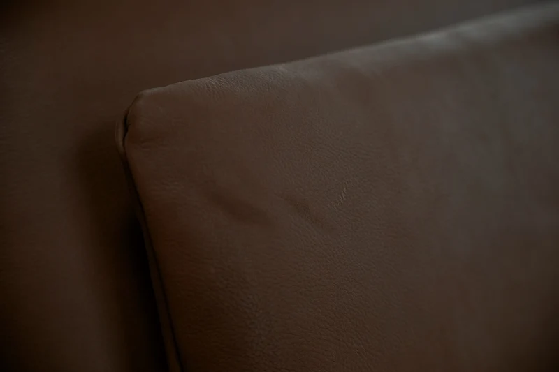 KAWOLA Sofa WIOLO Ecksofa Leder mit Hocker dunkelbraun