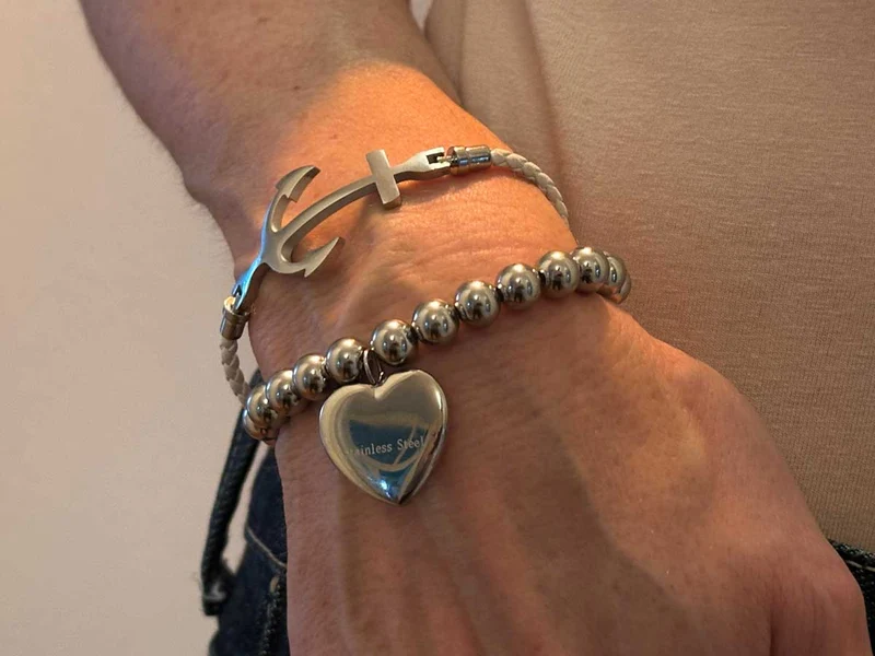 Elegantes Damen Kugelarmband 17cm Paris mit Herz Edelstahl Silber elastisch
