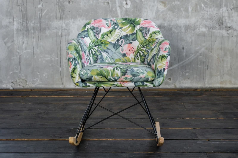 KAWOLA Schaukelstuhl Stella Schaukelsessel Esszimmerstuhl Stoff Flamingo