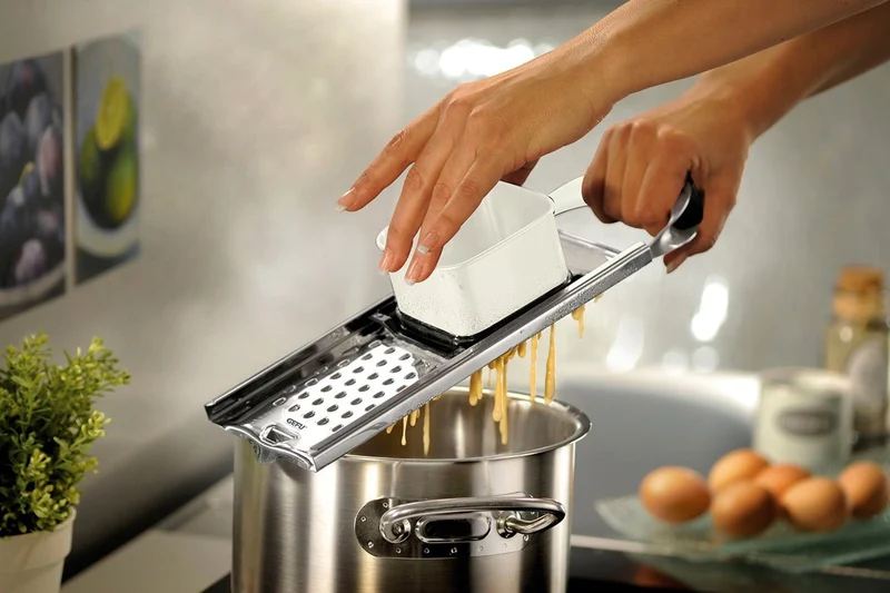 GEFU 'Spätzlehobel TRADIZIONE, kurze Spätzle - Pasta/Kartoffel'