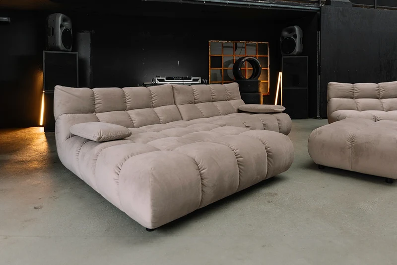 KAWOLA Sitzgruppe VIVIEN Ecksofa Drehsessel Hockerbank Velvet sand