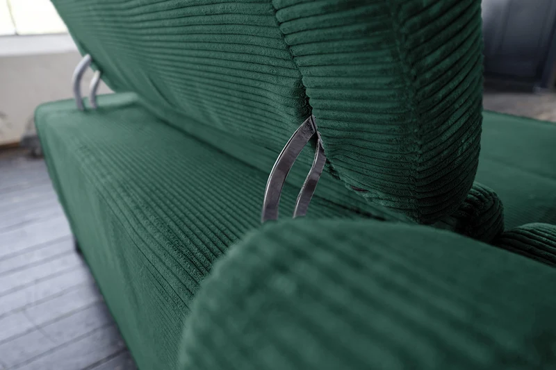 KAWOLA Sofa LAISKA Ecksofa Relaxfunktion teilmotorisch Cord smaragd