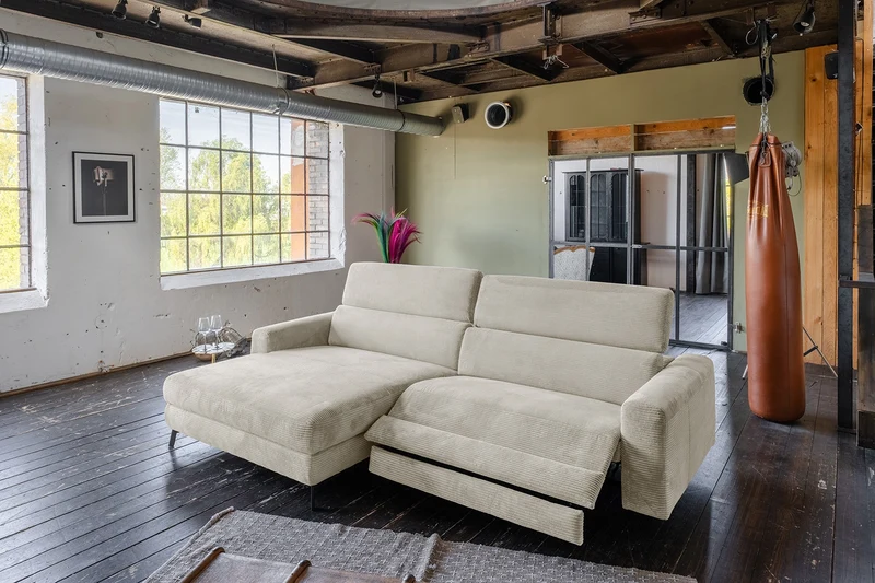 KAWOLA Sofa LAISKA Ecksofa Relaxfunktion teilmotorisch Cord cremeweiß
