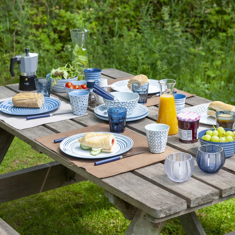 Melamin Geschirr und Acryl Glas Set für 4 Personen - 20 Teile - Campinggeschirr - blau weiß - mit Sektglas 150 ml Gläsern - Essgeschirr
