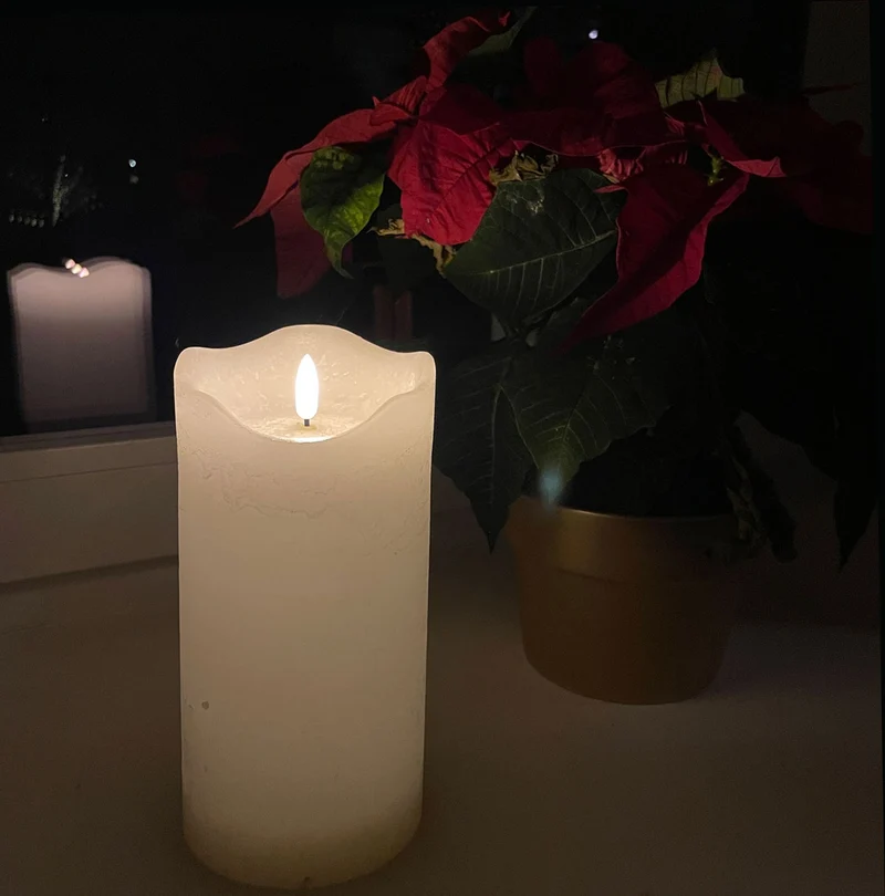LED 3D Stumpenkerze Creme Weiß 20cm Timer Echtwachs flackernde flammenlose Kerze