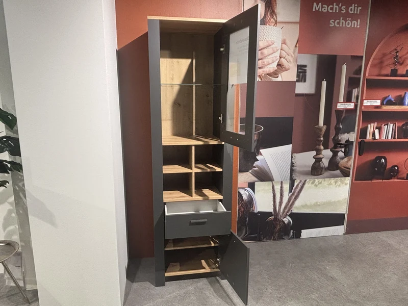 Standvitrine "Nalva"