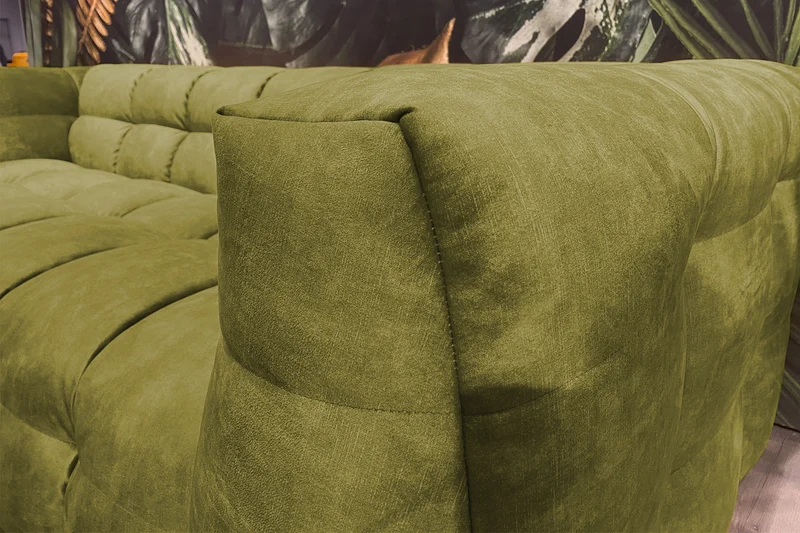 KAWOLA Sofa ROSARIO Velvet moosgrün