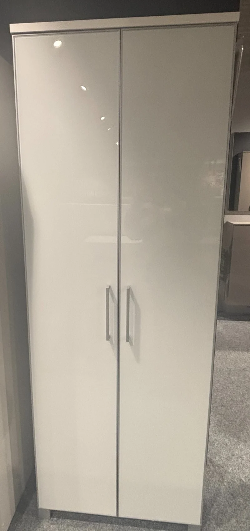 Dielenschrank "Saranka"