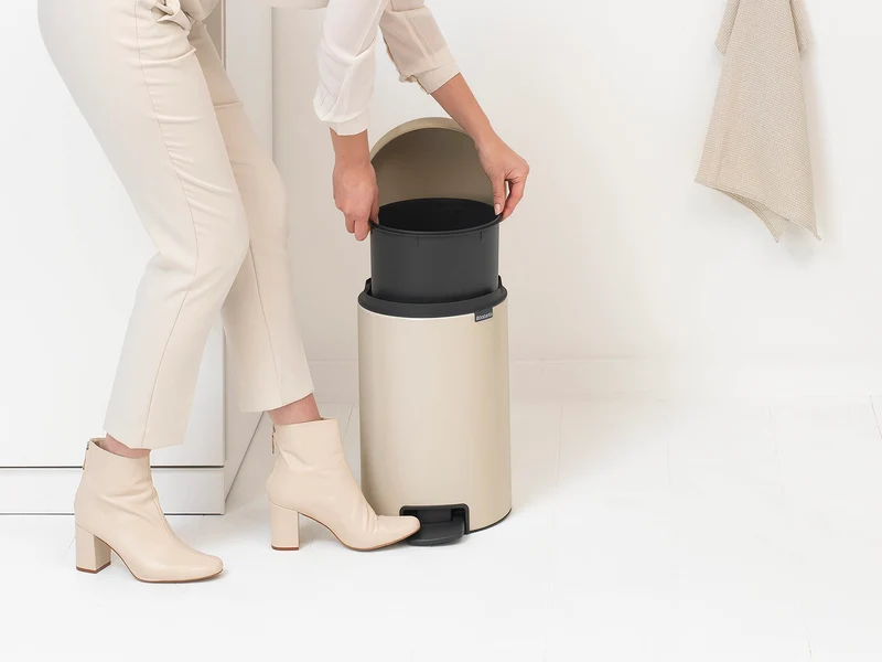 Brabantia NewIcon Treteimer, Soft Beige, 12 l