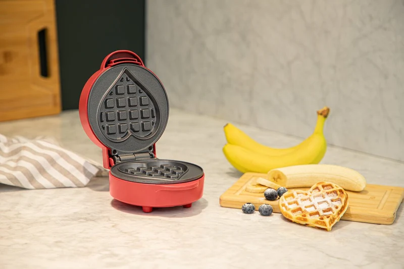 ADE Mini-Waffeleisen - herzförmig - 8,7 cm