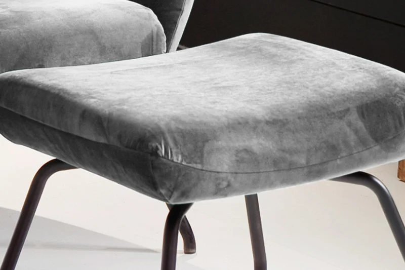 KAWOLA Hocker LOTTE Polsterhocker velvet silber