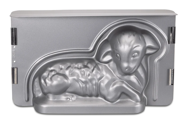Städter 'we love baking Osterlamm 3D-Backform Metall Silber, 2300ml'