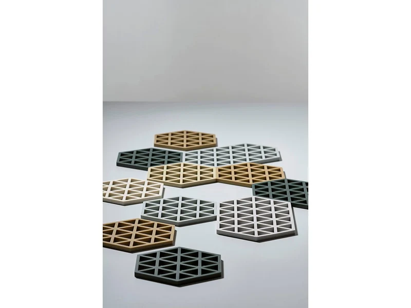 Zone Denmark, Untersetzer Triangles, birch, 16 x 14 x 0,9 cm