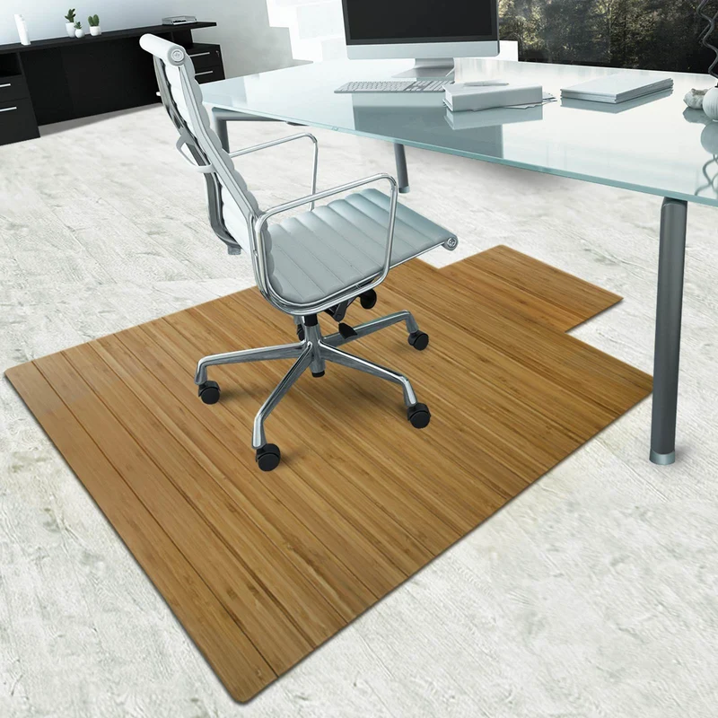 Floordirekt Bambus-Bodenschutzmatte für Hartböden und Teppich | Mit Filz-Unterfütterung | Gumminoppen für festen Halt | Aus natürlichem Bambus | 2 Farben (90 x 120 cm, Hell - mit Lippe)