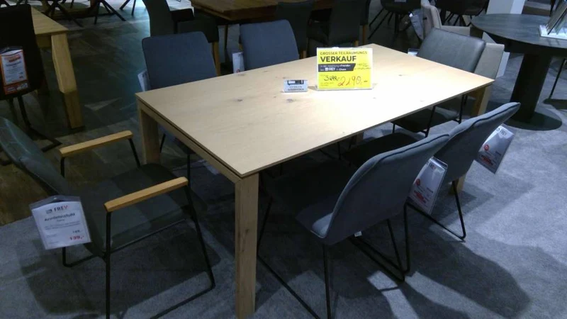 Vierfußtisch "Fridolin"