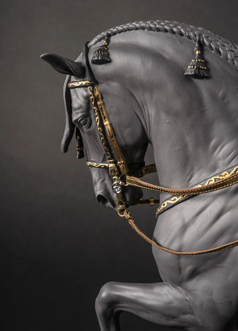 LLADRO® Spanisches Vollblut-Pferd Skulptur schwarz - limited, 44x50x20cm 01002041 - 2025