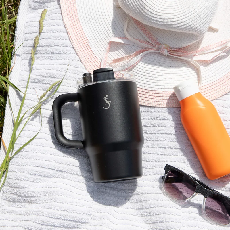 Lurch Isolierbecher Big Cup Mini 0,8l mit Trinkhalm und Pulverbeschichtung, Schwarz