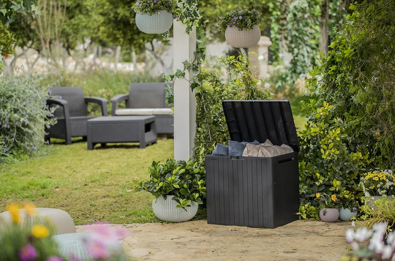 Keter City Box, Aufbewahrungsbox, dunkelgrau, Inhalt: 113L, Maße: HxTxB 55x44x57,8cm, ideal für Balkon und kleine Flächen, Holzoptik