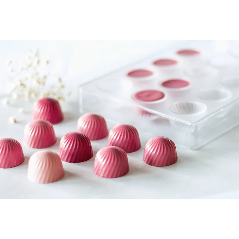 Städter 'Pralinenform Kuppel geriffelt, Transparent'