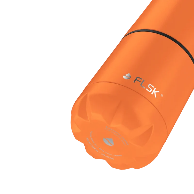 FLSK Trinkflasche mit Becher, orange, 700ml, 28,8cm hoch