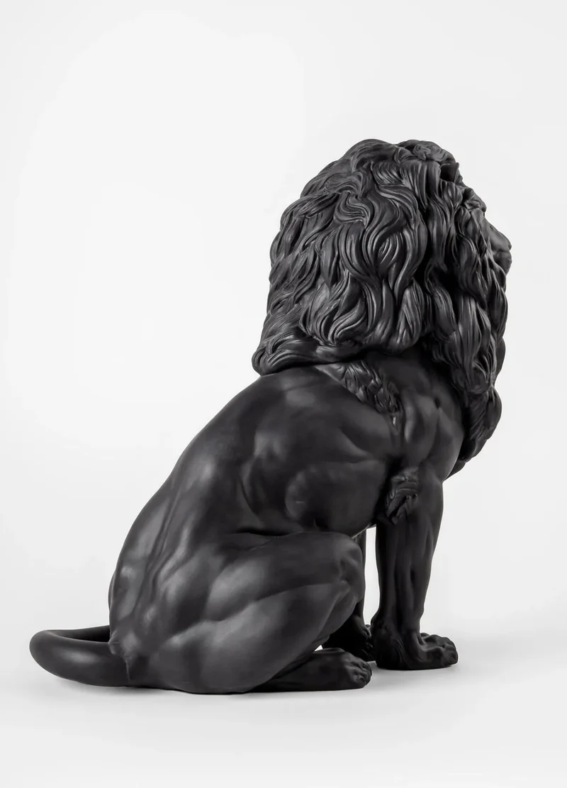 LLADRO® Majestätische Löwen Skulptur Mattschwarz, 43x25x43cm 01009778 - 2025