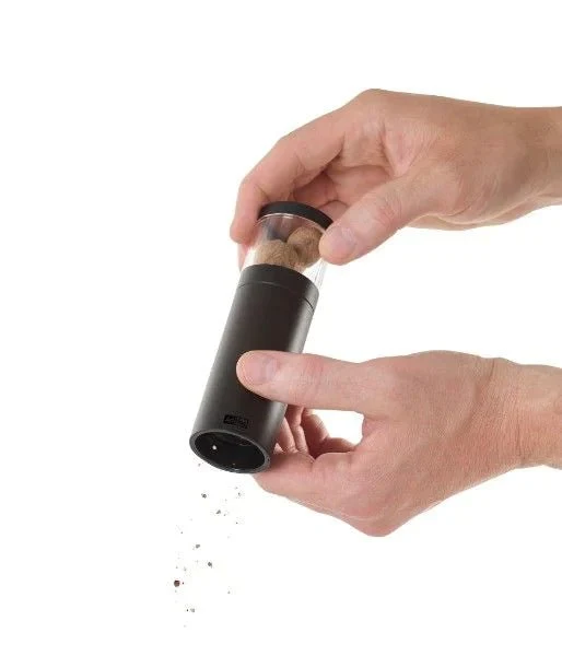 AdHoc, Geschenkset Muskatmühle Muskatino black mit 3 Stck. edle Muskatmühle