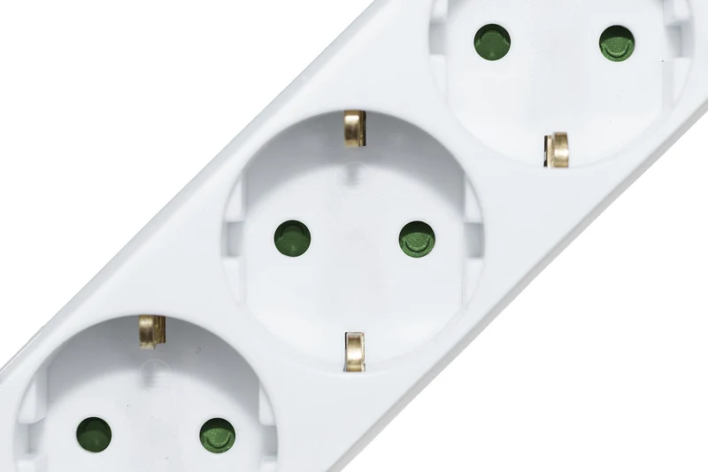 Meister Steckdosenleiste 3-fach - 3er-Set - 1,4 m Kabel - weiß - mit Schalter - IP20 Innenbereich / Steckerleiste / Mehrfachsteckdose / Tischsteckdose / Tido 3-fach / 7430590