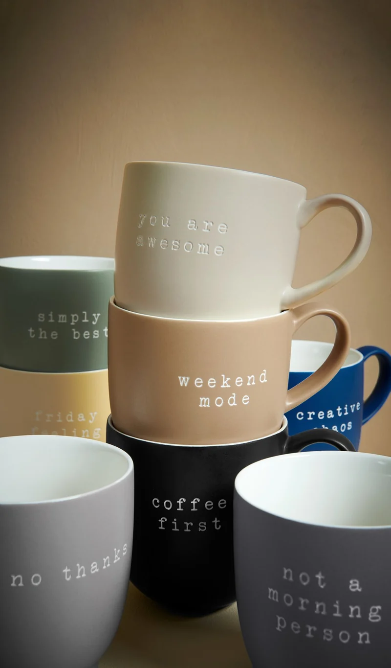 ASA 'Henkelbecher "Coffee first hey"'