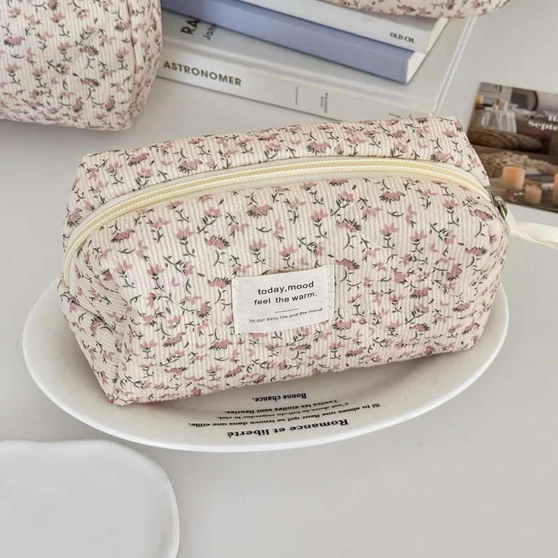 Blumenmuster Kulturtasche, Federmäppchen Bleistift, Kosmetiktasche, die Cartoon-Tasche ist Klein und süß und Kann als Spielzeugtasche, Schlüsseltasche Verwendet Werden, Geldtasche (Rosa)
