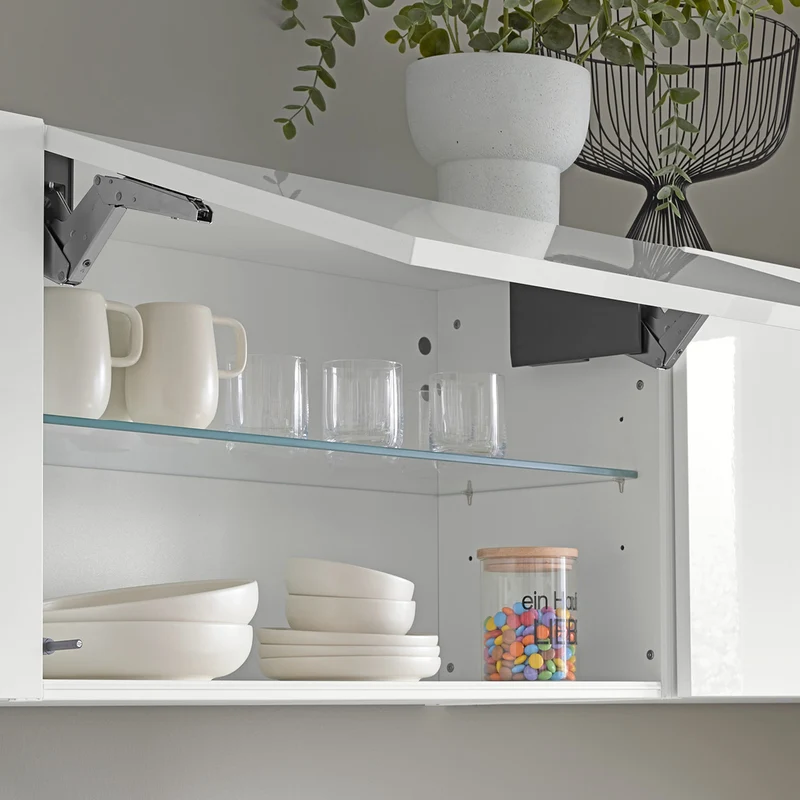 Interliving Glanzküche Serie 3081 in U-Form mit Kochelement – Küchenstudio FREY