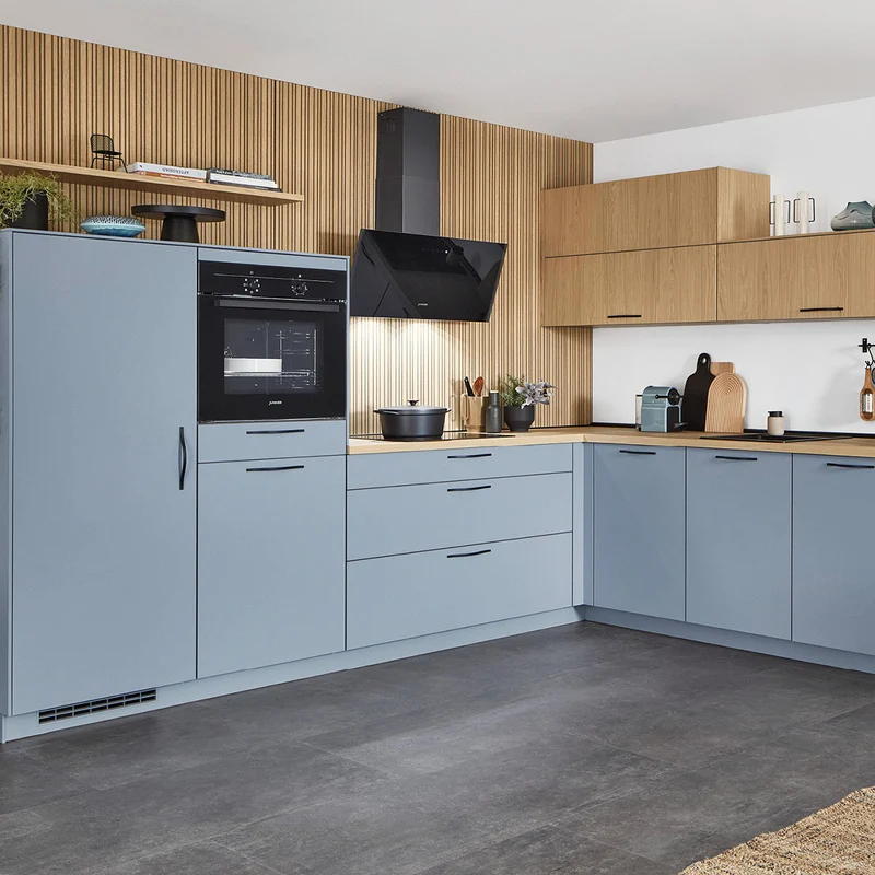 Nobilia L-Küche modern in Sky Hellblau – Küchenstudio FREY