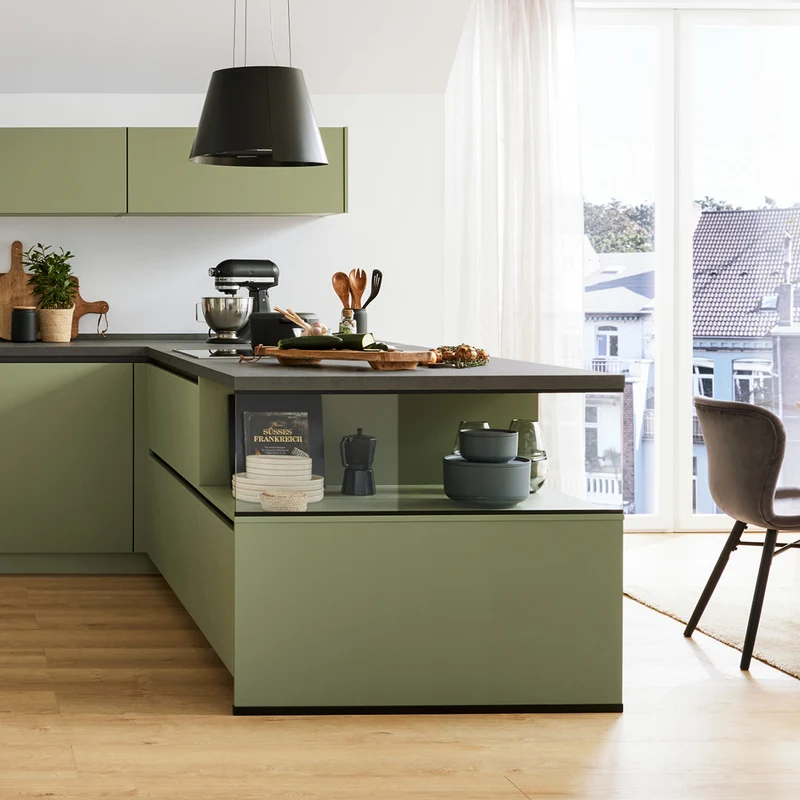 Culineo L-Küche C357 in Olive – Küchenstudio FREY