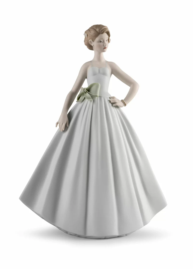 LLADRO® - 'Mein Lieblingskleid - My favourite gown - 34 x 26 x 15 cm' 2022 01009567