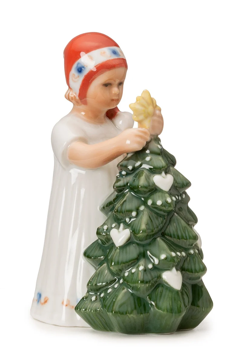 Royal Copenhagen Weihnachten 'Elsa schmückt Mini-Baum - weiß'