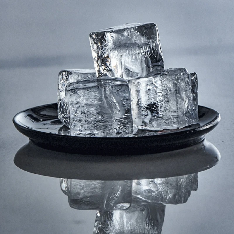 Lurch ICE FORMER Würfel 2x2cm schwarz transparent
