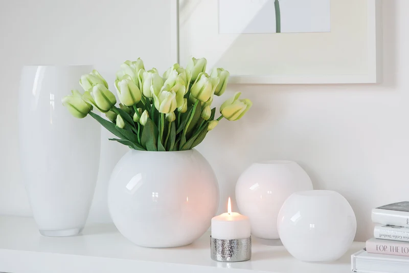 MOON - Glas Vase, Opalglas weiss 16cm, Fink