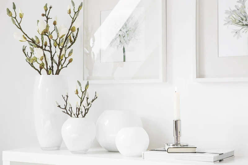 MOON - Glas Vase, Opalglas weiss 16cm, Fink
