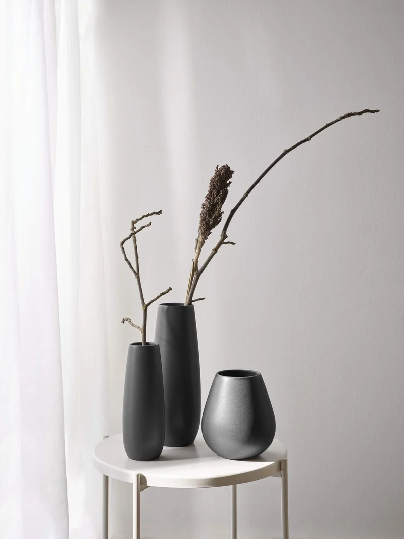 ASA 'Vase black iron, H32cm'