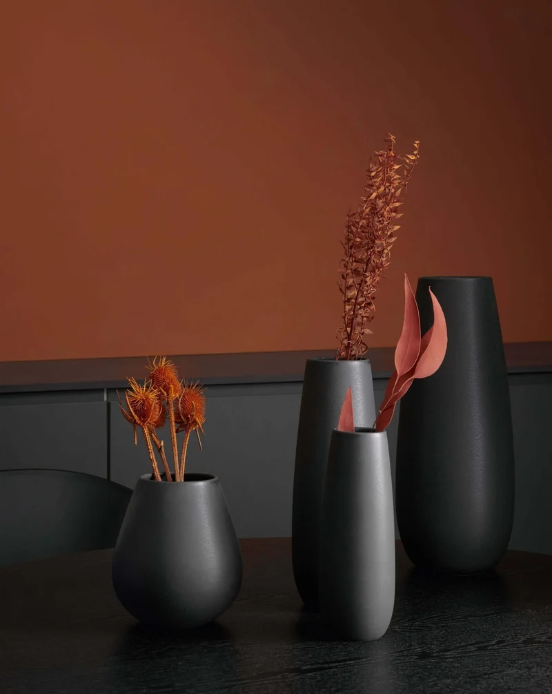 ASA 'Vase black iron, H32cm'