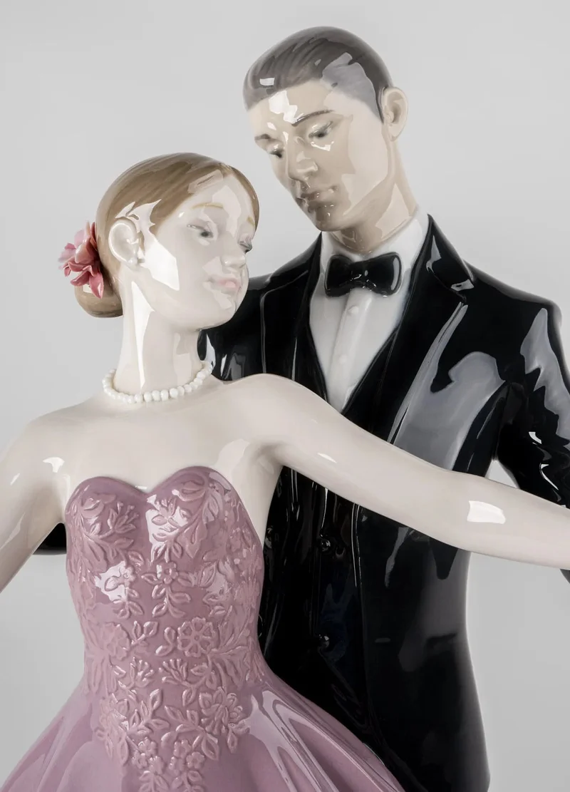 LLADRO® Figur Jubiläums-Walzer Skulptur 38x28x20cm 01009709 2023