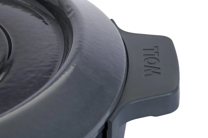 WOLL 'Iron Kasserolle mit Deckel in Carbon Grey Ø 28 cm, 7 cm 3,8 Lt'