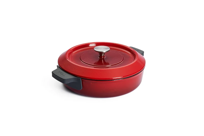 WOLL 'Iron Kasserolle mit Deckel in Chili Red Ø 28 cm, 7 cm 3,8 Lt'